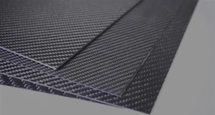 کاربن فائبر اسکیٹ بورڈ